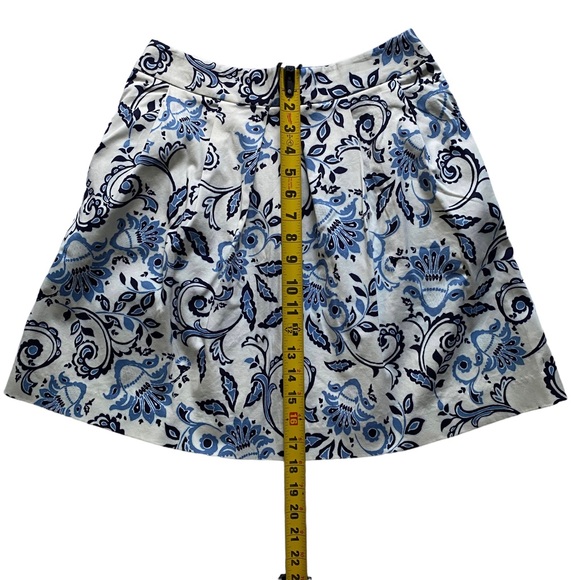 Ann Taylor Loft Skirt Cream Blue Floral Size 0 Petite Floral Pockets Pleated - Picture 9 of 12